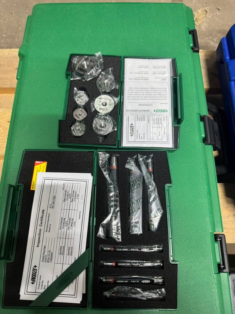 Нутромер INSIZE с удлинителями в кейсе